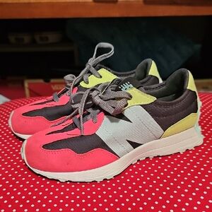 New Balance 327 In Lil BOYS/Girls Running Shoe Like Nn
